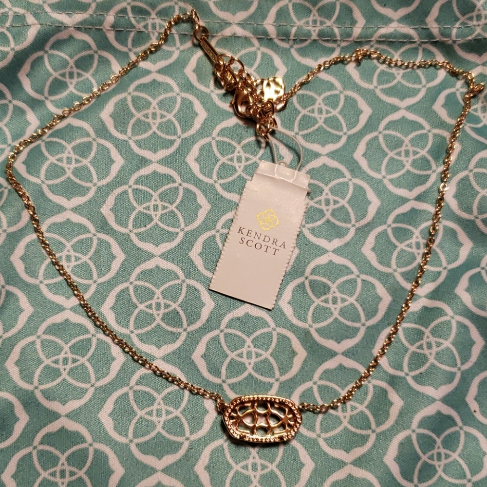 Kendra Scott Elisa necklace (empty)